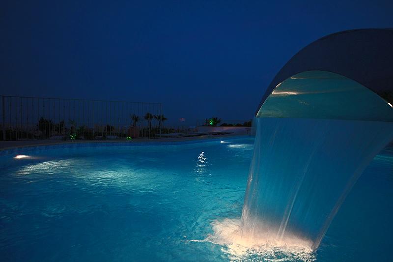 Hotel Tritone Caorle Exterior photo